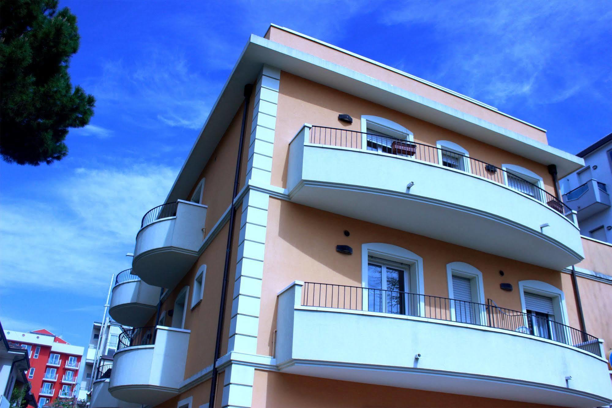 Residence Del Sole Rimini Buitenkant foto