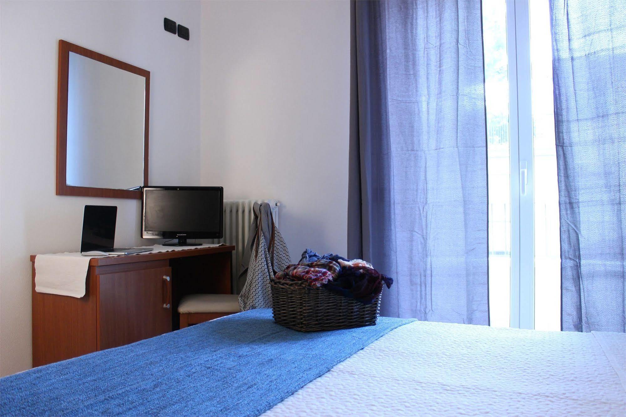 Residence Del Sole Rimini Buitenkant foto